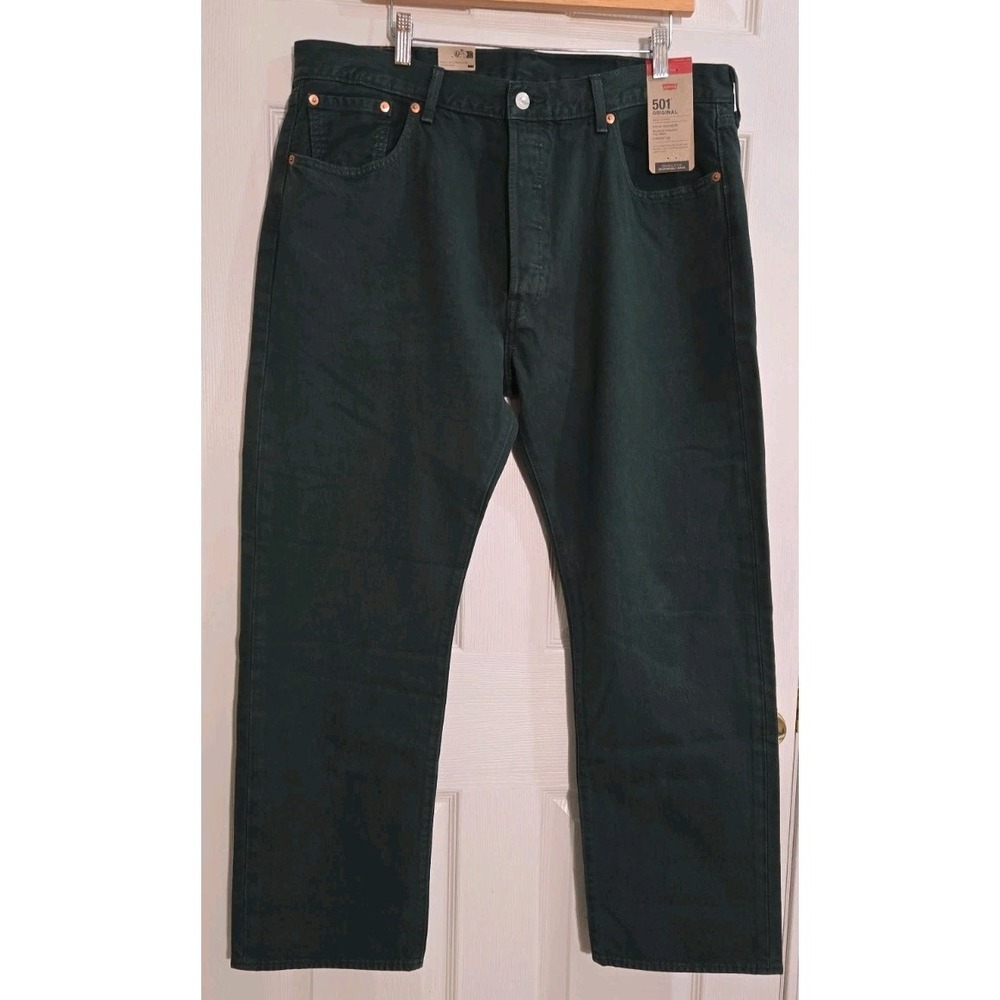 Levi's 501 Mens Jeans 38x30 Sits at Waist Relaxed Thigh Straight Leg GREEN